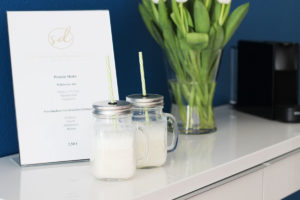 Shakes bei EMS by Sandra Dougaz